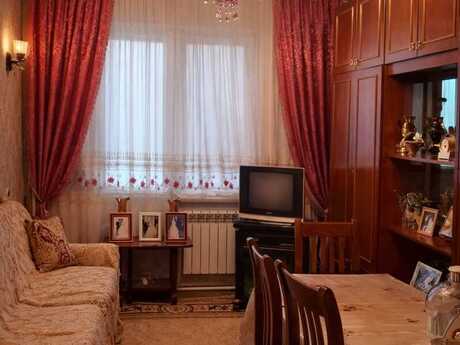 3 otaqlı köhnə tikili - Xalqlar Dostluğu m. - 85 m²