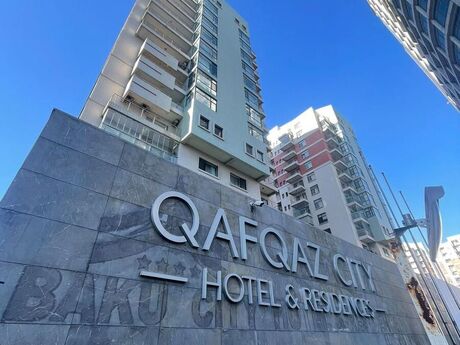 4 otaqlı yeni tikili - 8 Noyabr m. - 211 m²