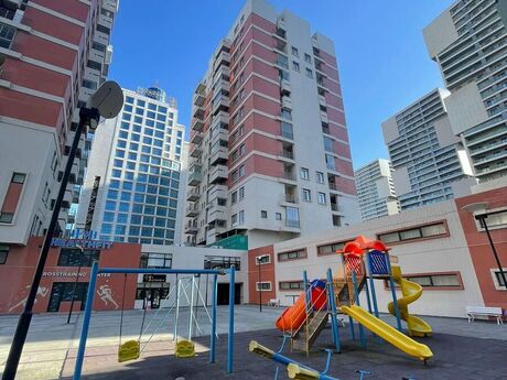 4 otaqlı yeni tikili - 8 Noyabr m. - 211 m²