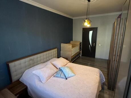 3 otaqlı köhnə tikili - İnşaatçılar m. - 85 m²