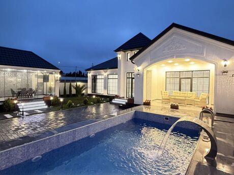 5 otaqlı həyət evi/bağ evi - Mərdəkan q. - 260 m²