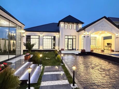 5 otaqlı həyət evi/bağ evi - Mərdəkan q. - 260 m²