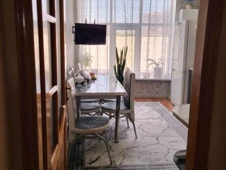 2 otaqlı yeni tikili - 28 May m. - 85 m²