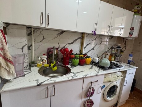 5 otaqlı köhnə tikili - Əhmədli m. - 125 m²