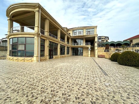 10 otaqlı həyət evi/bağ evi - Şıxov q. - 950 m²