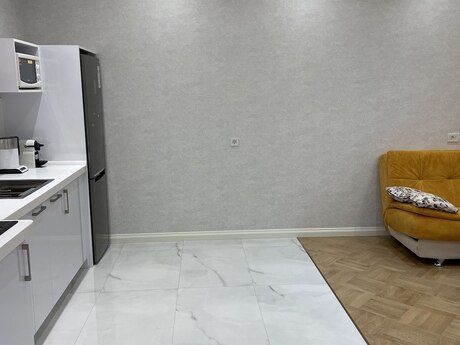 2-room apartment for rent, 67 m², Badamdar: 850 ₼/mo 2