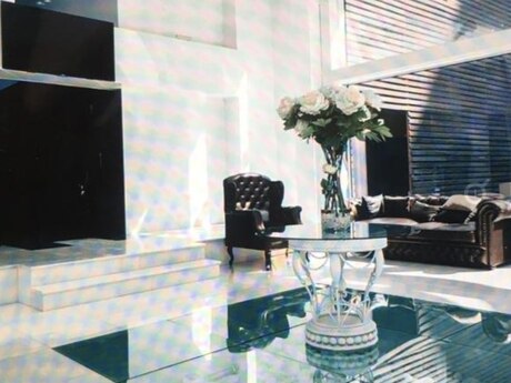 4-комн. новостройка - м. Элмляр Академиясы - 207 м²