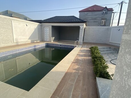 4 otaqlı həyət evi/bağ evi - Novxanı q. - 175 m²