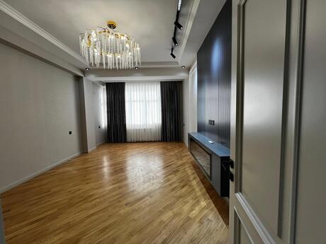 4 otaqlı yeni tikili - Qara Qarayev m. - 133 m²
