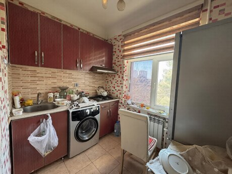 2 otaqlı köhnə tikili - Neftçilər m. - 58 m²