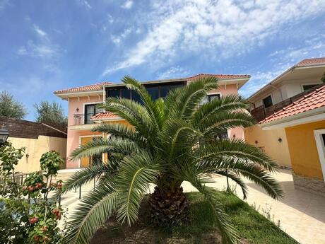 8 otaqlı həyət evi/bağ evi - Xəzər r. - 500 m²