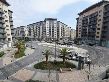 5 otaqlı yeni tikili - Şah İsmayıl Xətai m. - 266 m²