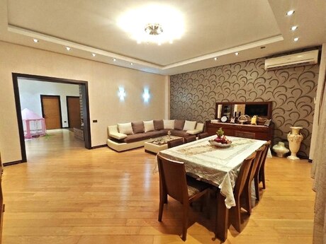 4 otaqlı yeni tikili - 28 May m. - 200 m²
