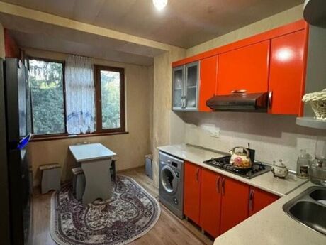 4 otaqlı köhnə tikili - Azadlıq Prospekti m. - 100 m²