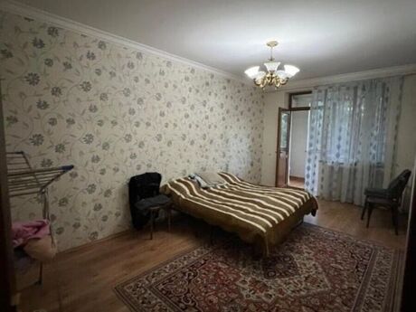 4 otaqlı köhnə tikili - Azadlıq Prospekti m. - 100 m²