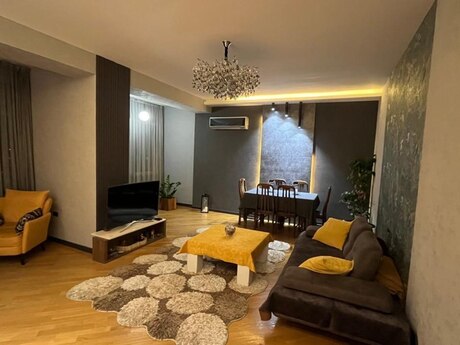 Elan №5965113 - Bakı, İnşaatçılar m., 3 otaqlı, 111 m², 16/17 mərtəbə