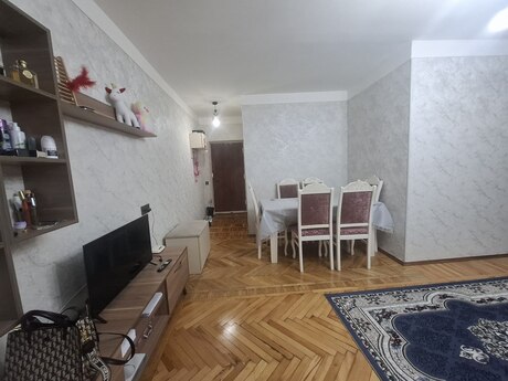 2 otaqlı köhnə tikili - İnşaatçılar m. - 36 m²