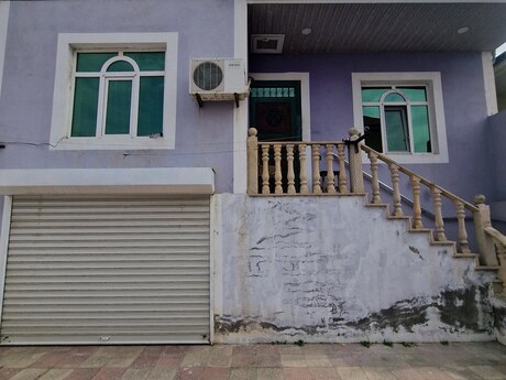 4 otaqlı həyət evi/bağ evi - Zabrat q. - 135 m²