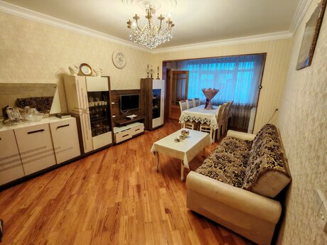 4 otaqlı köhnə tikili - Sumqayıt - 90 m²