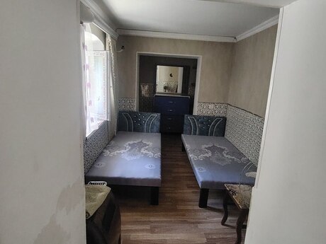 Satılır 2 otaqlı həyət evi/bağ evi 22 m², Xətai r.