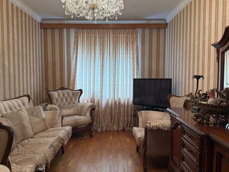 3 otaqlı köhnə tikili - Nəriman Nərimanov m. - 70 m²
