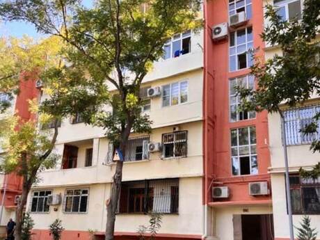 2 otaqlı köhnə tikili - Bakıxanov q. - 65 m²