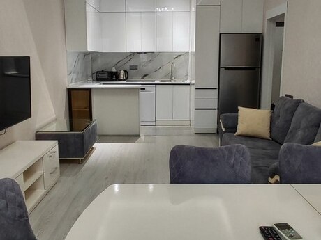Satılır 2 otaqlı yeni tikili 72.1 m², Biləcəri q.