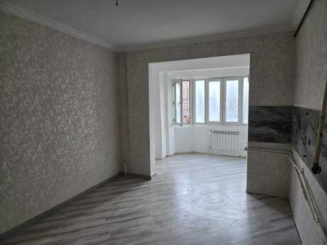 3 otaqlı köhnə tikili - Elmlər Akademiyası m. - 90 m²