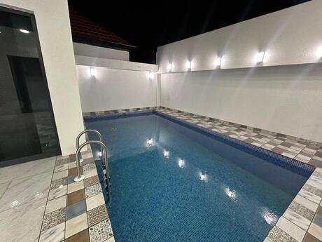 4 otaqlı həyət evi/bağ evi - Şüvəlan q. - 150 m²