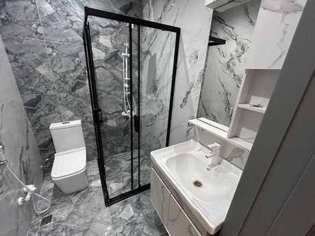 5 otaqlı həyət evi/bağ evi - Şüvəlan q. - 250 m²