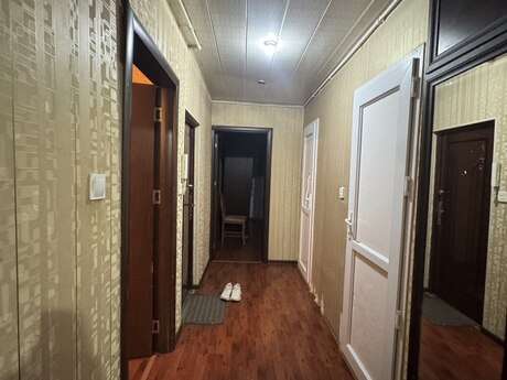 Yasamalda 2 otaqlı köhnə tikili mənzil kirayə verilir, 58 m², 700 AZN/ay, şəkil 3 / 9