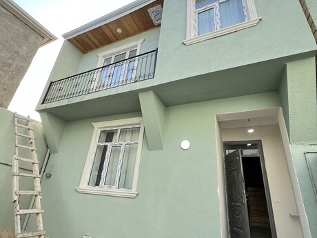 4 otaqlı həyət evi/bağ evi - Xırdalan - 130 m²