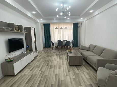 Elan №5965749 - Bakı, Nizami r., 3 otaqlı, 150 m², 17/19 mərtəbə