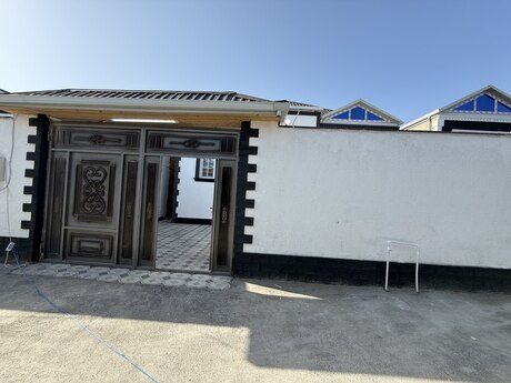 4 otaqlı həyət evi/bağ evi - Savalan q. - 120 m²