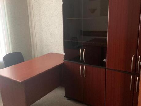 3 otaqlı ofis - İçəri Şəhər m. - 100 m²