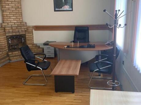 3 otaqlı ofis - İçəri Şəhər m. - 100 m²