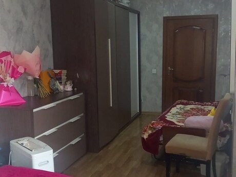 5 otaqlı köhnə tikili - Memar Əcəmi m. - 100 m²