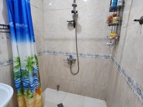 2 otaqlı köhnə tikili - Nizami m. - 50 m²