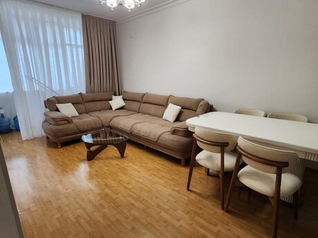 2 otaqlı köhnə tikili - Nizami m. - 50 m²