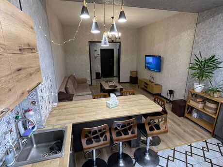 2 otaqlı yeni tikili - 28 May m. - 70 m²