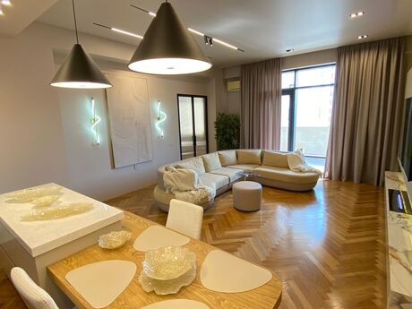 2 otaqlı yeni tikili - Bayıl q. - 70 m²