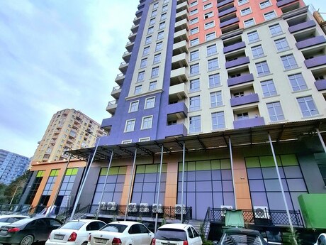 Satılır 4 otaqlı yeni tikili 126.1 m², Qara Qarayev m.
