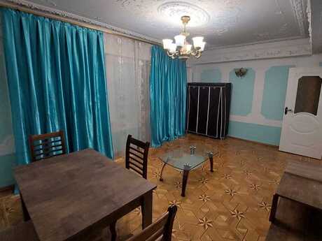 2 otaqlı köhnə tikili - Elmlər Akademiyası m. - 70 m²