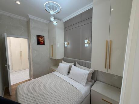 Elan №5966815 - Bakı, Qara Qarayev m., 2 otaqlı, 40 m², 14/17 mərtəbə