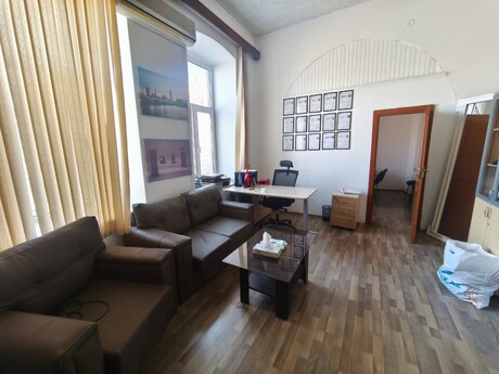 Объявление №5966970 - Баку, м. Ичеришехер, 3-комн., 100 м²