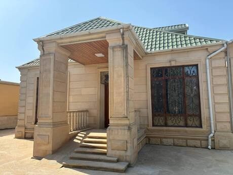 4 otaqlı həyət evi/bağ evi - Türkan q. - 200 m²
