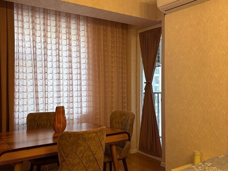 4 otaqlı yeni tikili - Həzi Aslanov m. - 152 m²