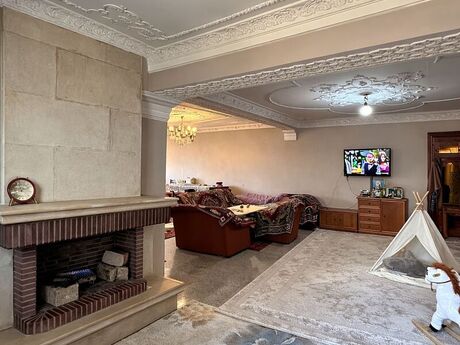 8 otaqlı həyət evi/bağ evi - Xətai r. - 600 m²