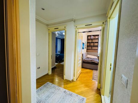 8 Noyabrda 4 otaqlı yeni tikili mənzil satılır, 140 m², 345 000 AZN, şəkil 5 / 12