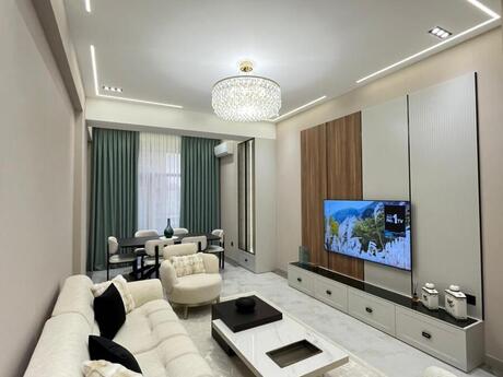4-комн. новостройка - м. Низами - 160 м²